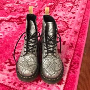 Dr. Marten Pascal Boots in Silver Snakeskin